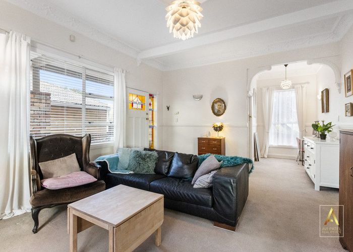  at 4/8 Plane Street, Avondale, Auckland