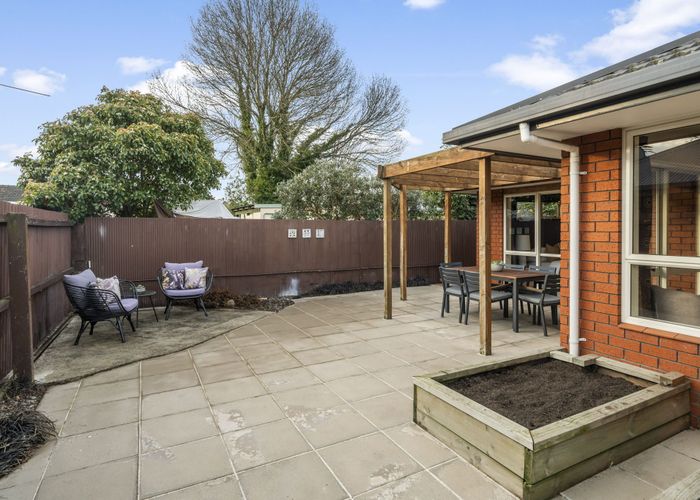  at 33A Daniels Road, Redwood, Christchurch