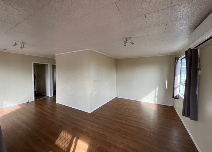  at 2 Zircon Place, Wiri, Auckland
