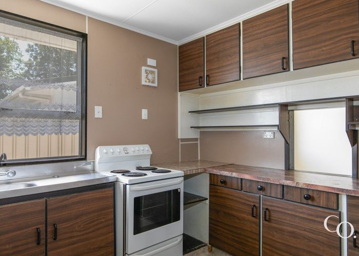  at 2/9 Lyttelton Crescent, Tamatea, Napier