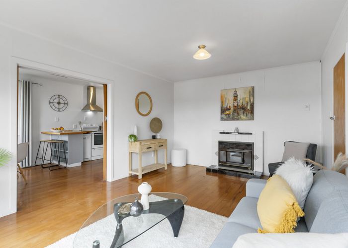  at 8 Brothers Street, New Windsor, Auckland City, Auckland