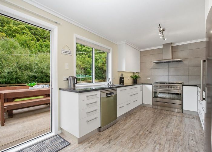  at 46 Bridge Road, Birchville, Upper Hutt, Wellington