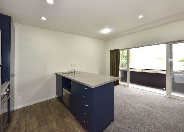  at 2/24 Whitmore Street, Edgeware, Christchurch