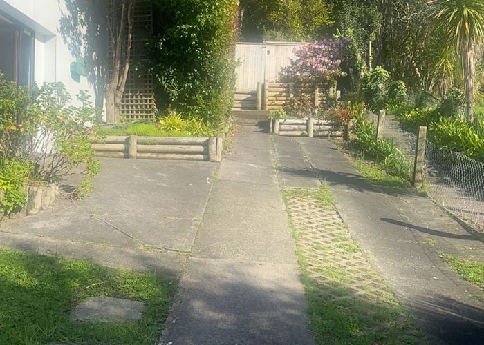  at 22 Jenanne Place, Totara Vale, North Shore City, Auckland