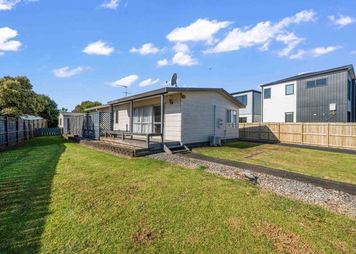  at 20 Justamere Place, Weymouth, Manukau City, Auckland