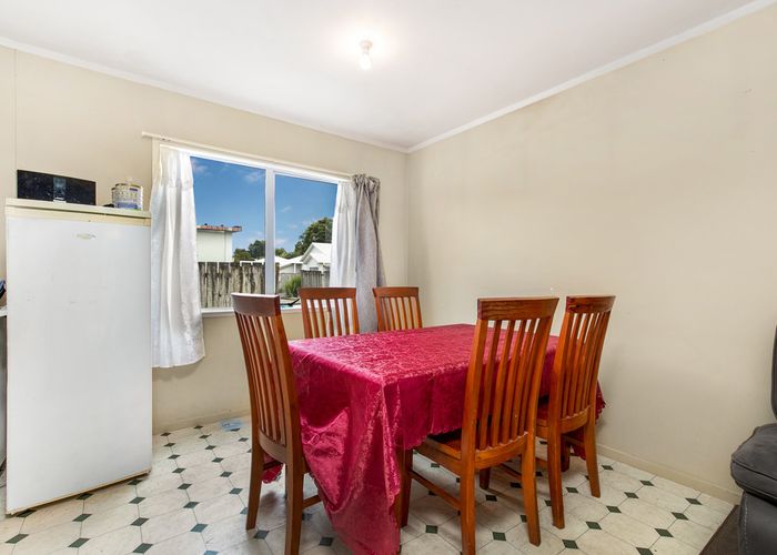  at 1/14 Eulogy Place, Randwick Park, Auckland