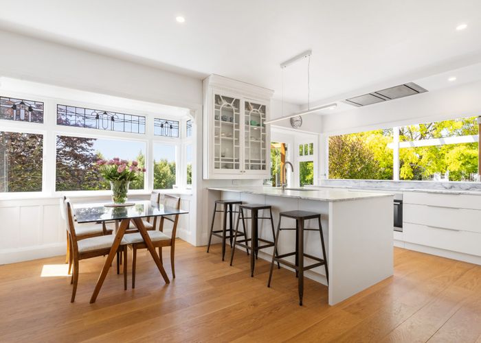  at 27 Huntsbury Avenue, Huntsbury, Christchurch