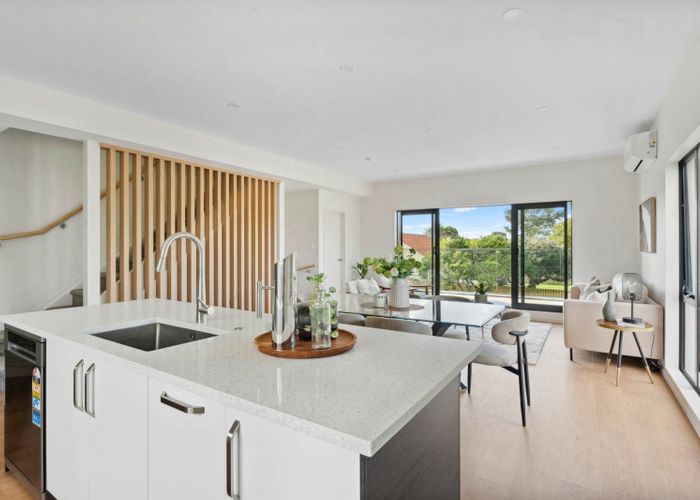  at 4 & 5/21 Erima Avenue, Point England, Auckland City, Auckland