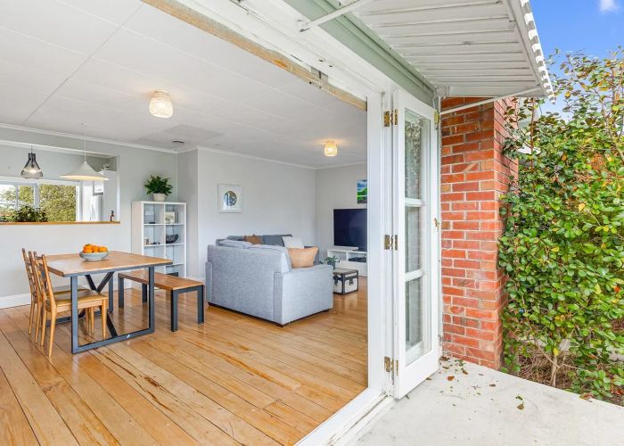  at 41 Hanlon Crescent, Narrow Neck, Auckland