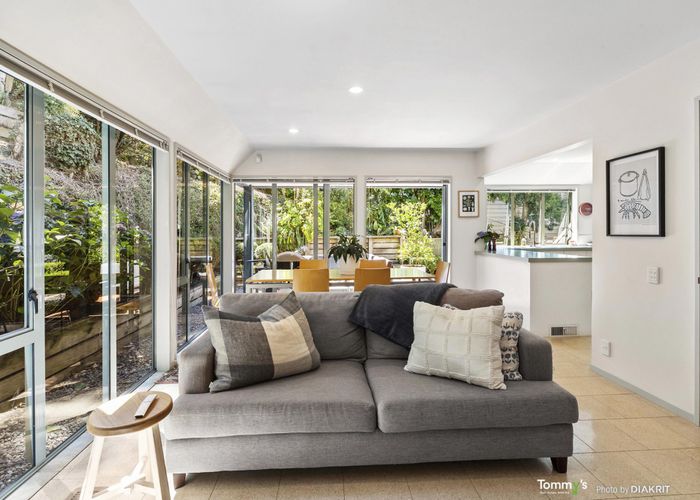  at 15A Lower Watt Street, Wadestown, Wellington