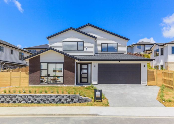  at 3 Gumdigger Rise, Silverdale, Silverdale
