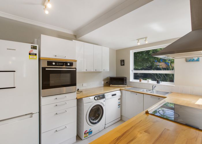  at 10 Higgs Road, Mount Wellington, Auckland