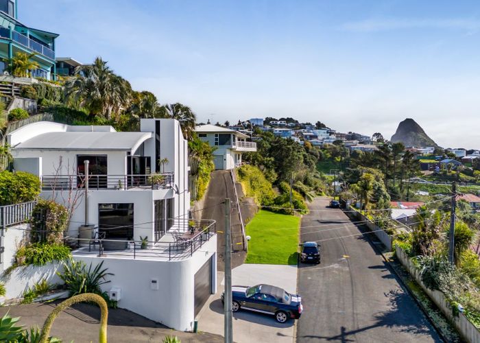  at 5 Weston Street, Moturoa, New Plymouth, Taranaki