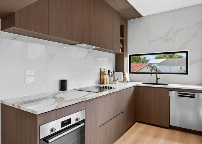  at 4/65 Smale Street, Point Chevalier, Auckland City, Auckland