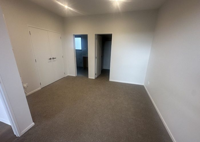  at 35 Cedar Heights Avenue, Massey, Waitakere City, Auckland