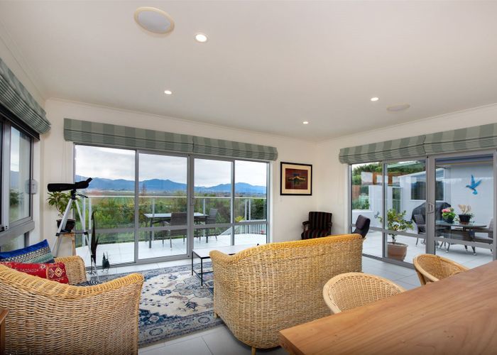  at 19 Lake View Place, Blenheim