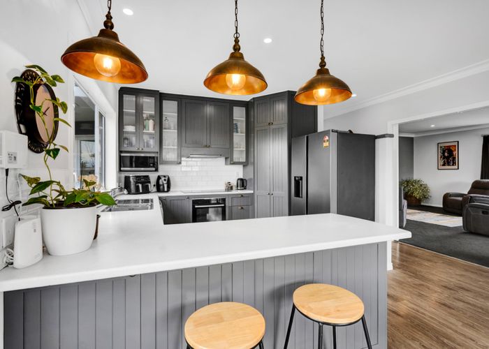  at 20 Maple Crescent, Whalers Gate, New Plymouth, Taranaki