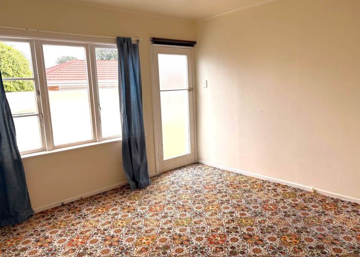  at 2/124 Selwyn Street, Onehunga, Auckland City, Auckland