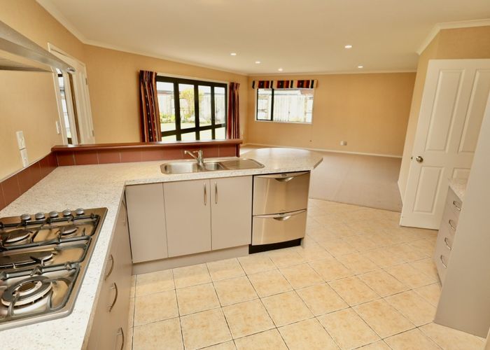  at 24 Johnstone Drive, Fitzherbert, Palmerston North