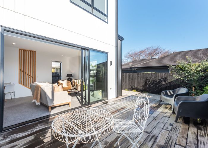  at 2/211 Springfield Road, St. Albans, Christchurch City, Canterbury