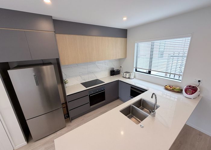  at 2/20 Eban Ave, Hillcrest, North Shore City, Auckland