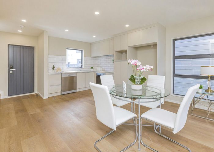  at 8/43 Clevedon Road, Papakura, Papakura, Auckland