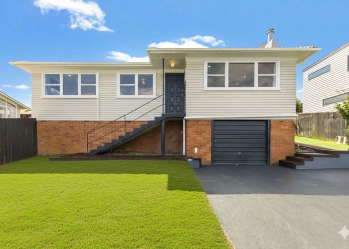  at 12 McQuarrie Avenue, Wattle Downs, Manukau City, Auckland