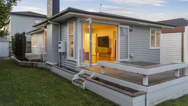  at 31 Taikata Road, Te Atatu Peninsula, Auckland