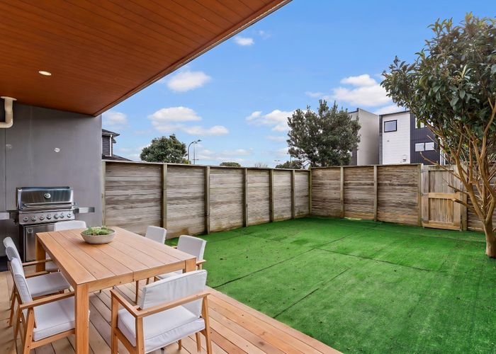  at 73 Bordeaux Parade, Te Atatu South, Waitakere City, Auckland