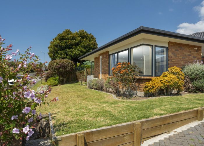  at 14 Meadowviews Drive, Welcome Bay, Tauranga