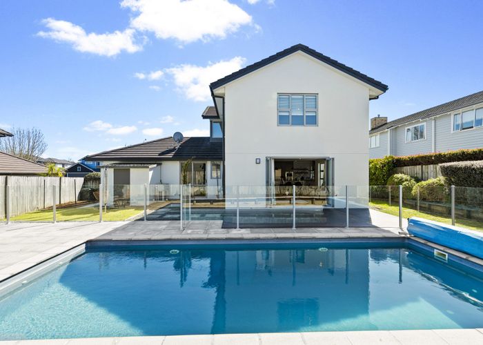  at 6 Fountain Avenue, Karaka, Franklin, Auckland