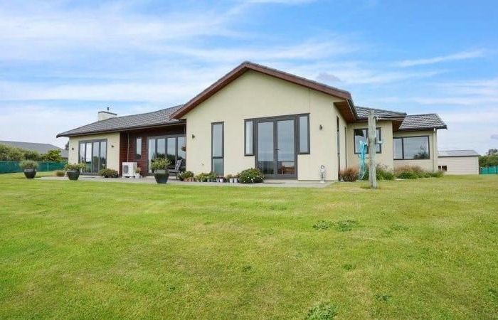  at 80B Black Road, Otatara