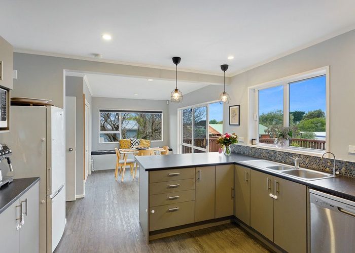  at 33 Margaret Road, Raumati Beach, Paraparaumu