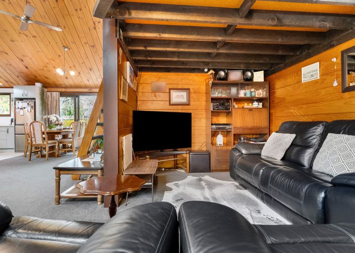  at 14 Bluewater Place, Wattle Downs, Manukau City, Auckland