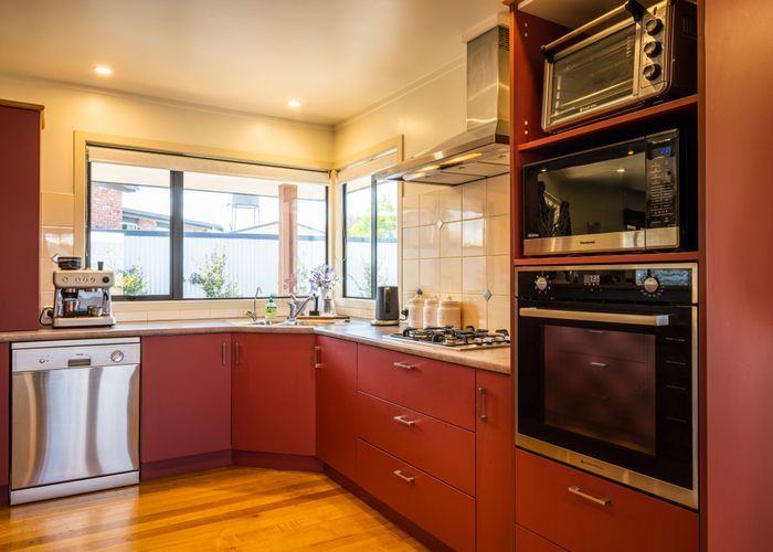  at 38 Grove Avenue, Weston, Oamaru