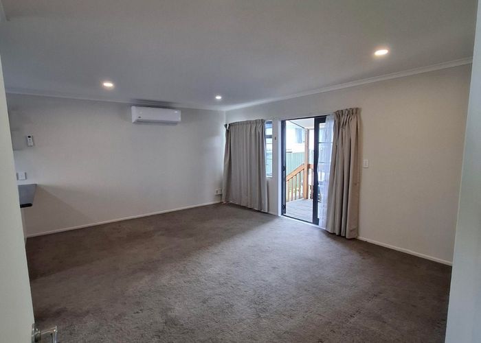  at 61A Alabaster Drive, Papatoetoe, Manukau City, Auckland