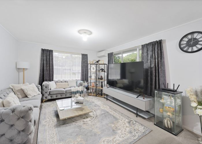  at 69 Kemp Road, Massey, Waitakere City, Auckland