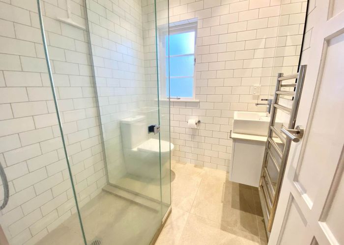  at 2/30 Atkin Avenue, Mission Bay, Auckland City, Auckland