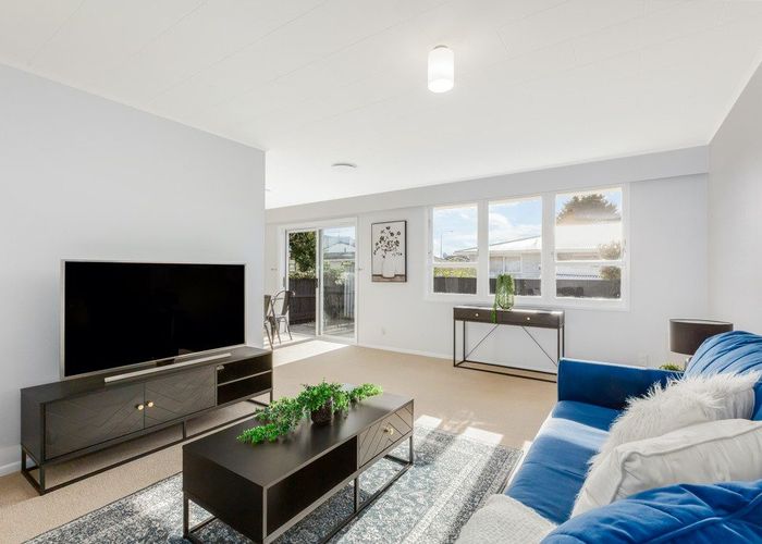  at 1/98A Martin Street, Wallaceville, Upper Hutt, Wellington