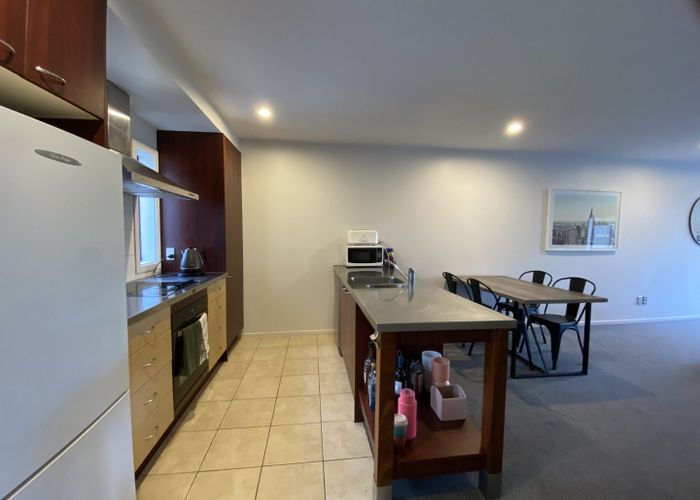  at 4/3 Burton Street, Grafton, Auckland City, Auckland