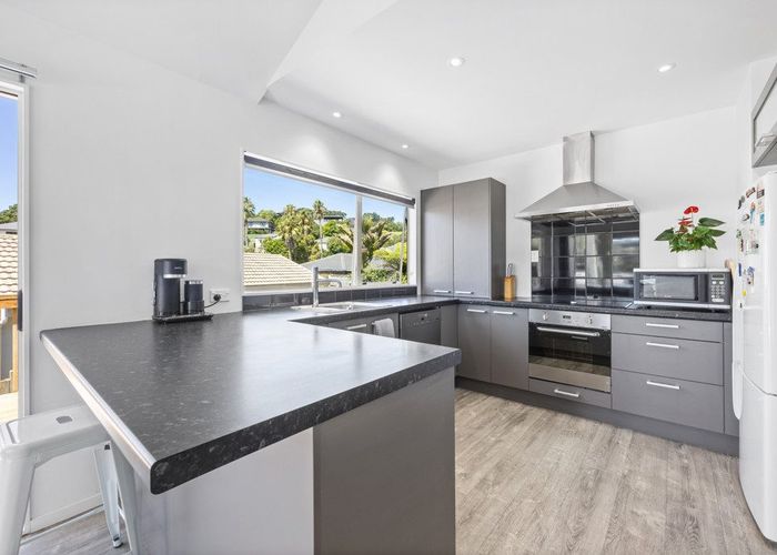  at 11 Kestrel Heights, Arkles Bay, Whangaparāoa