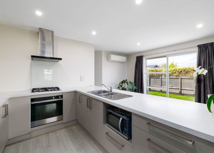  at 14B Sylvia Street, Parklands, Christchurch