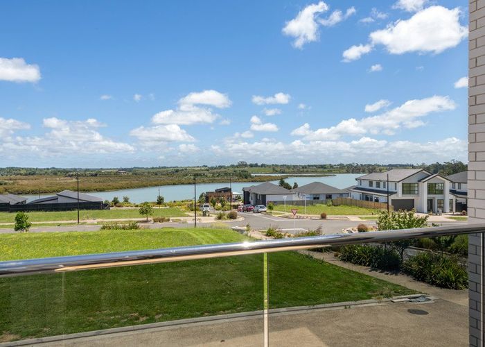  at 14 Parkmore Drive, Karaka, Franklin, Auckland