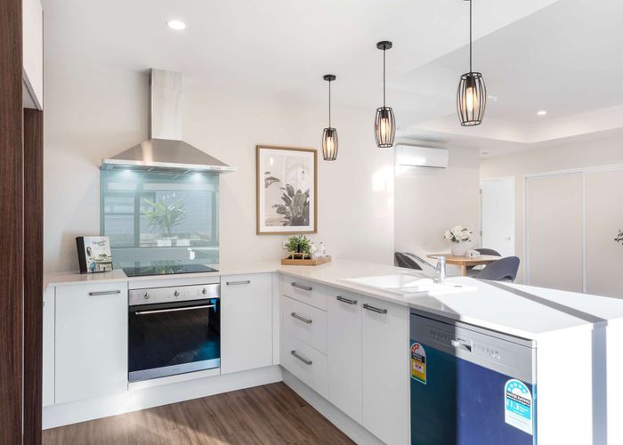  at 2/14 Cotswold Avenue, Bishopdale, Christchurch City, Canterbury