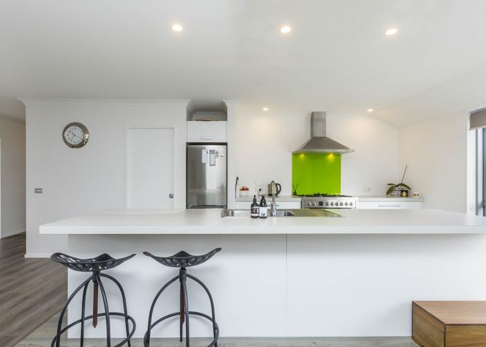  at 6 Mt Marua Way, Timberlea, Upper Hutt