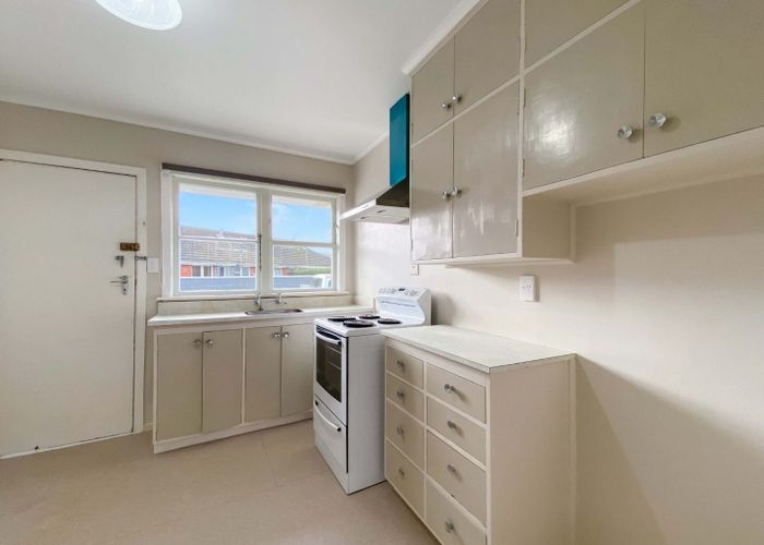  at 2/3a Camp Street, Trentham, Upper Hutt, Wellington