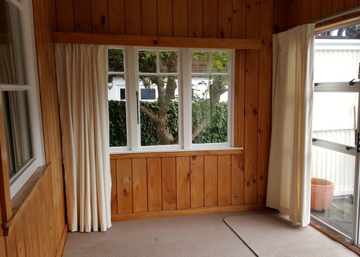  at 87 Muritai Road, Eastbourne, Lower Hutt, Wellington