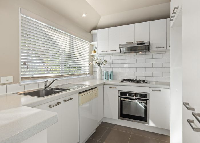  at 49A Onewa Road, Northcote, Auckland