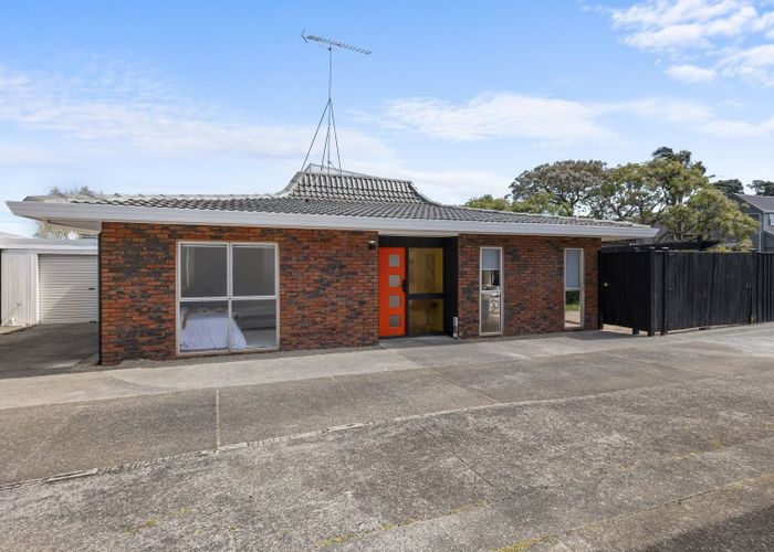  at 1/12 Imogene Way, Half Moon Bay, Auckland