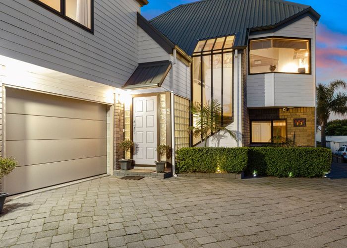  at 1043A Papamoa Beach Road, Papamoa Beach, Papamoa